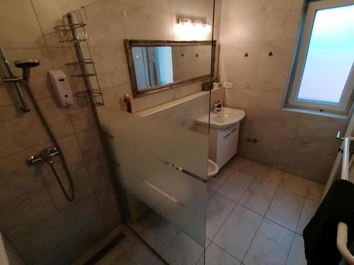 Holiday home The Forest House Krk 2 *
