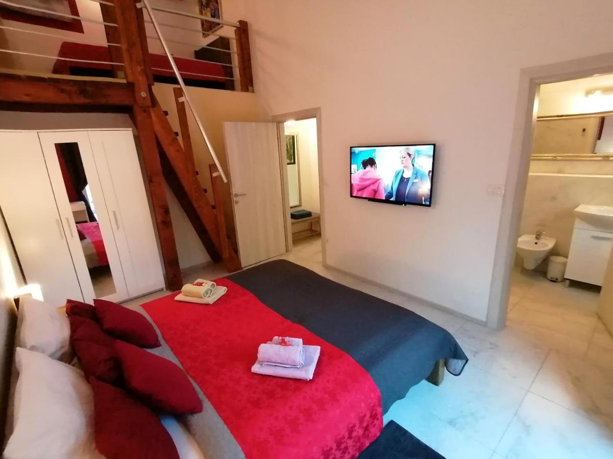 Holiday home The Forest House Krk 2 Kras